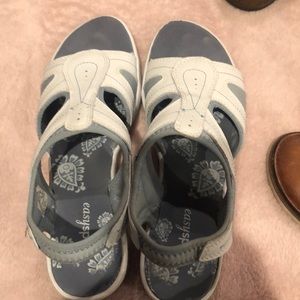 Easy Spirit white leather sandal size 10m